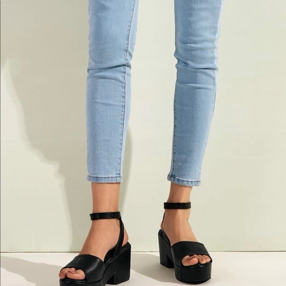 Black Chunky Heels - Picture 4 of 5